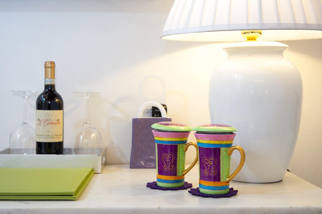ローマ ドムス スパーニャ カポ レ カーセ Bed & Breakfast エクステリア 写真